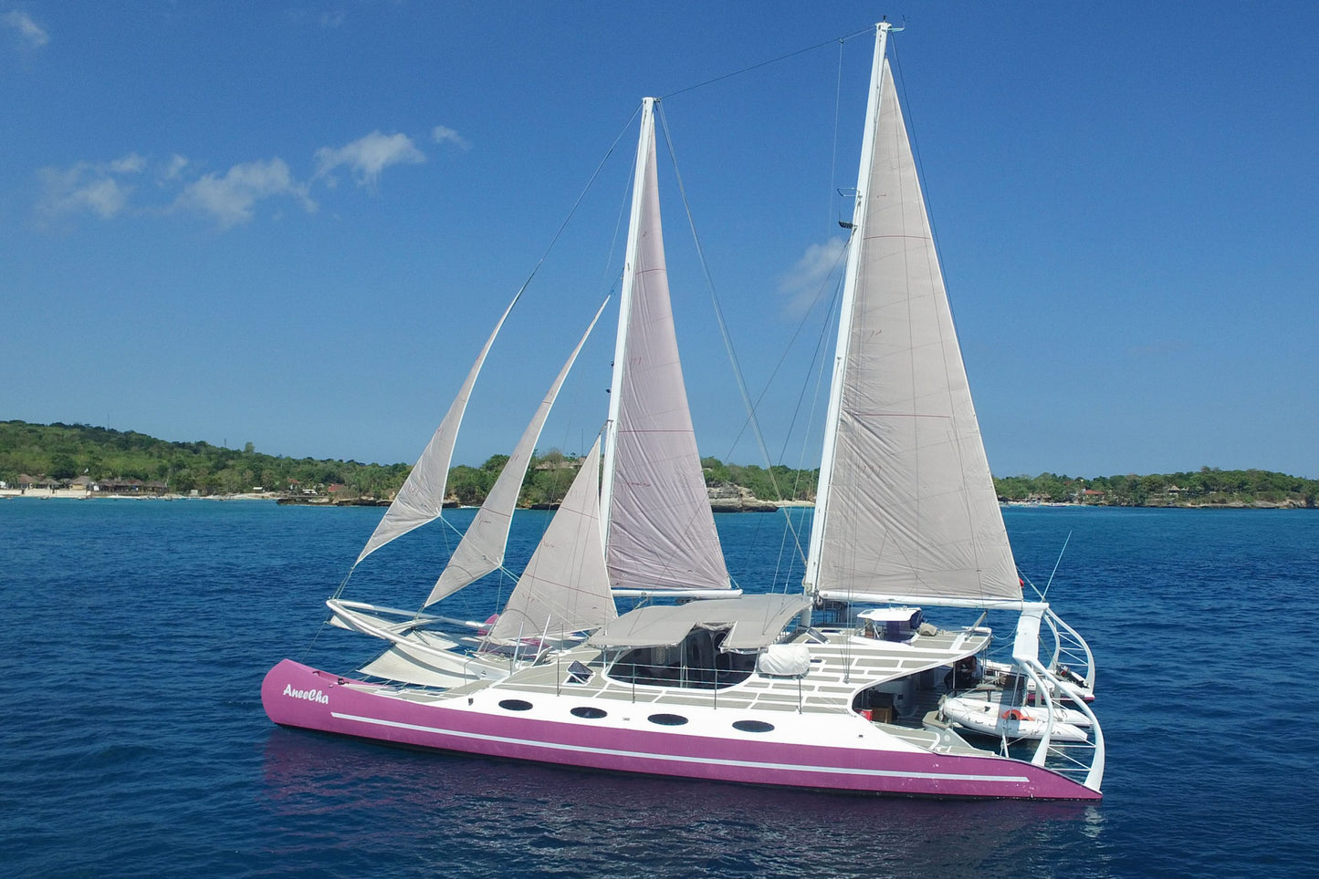 Tur Kapal Pesiar Pribadi-Nusa Penida